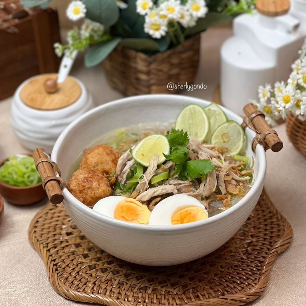17 Resep soto ayam kuah bening untuk sahur, enak, segar, dan sederhana