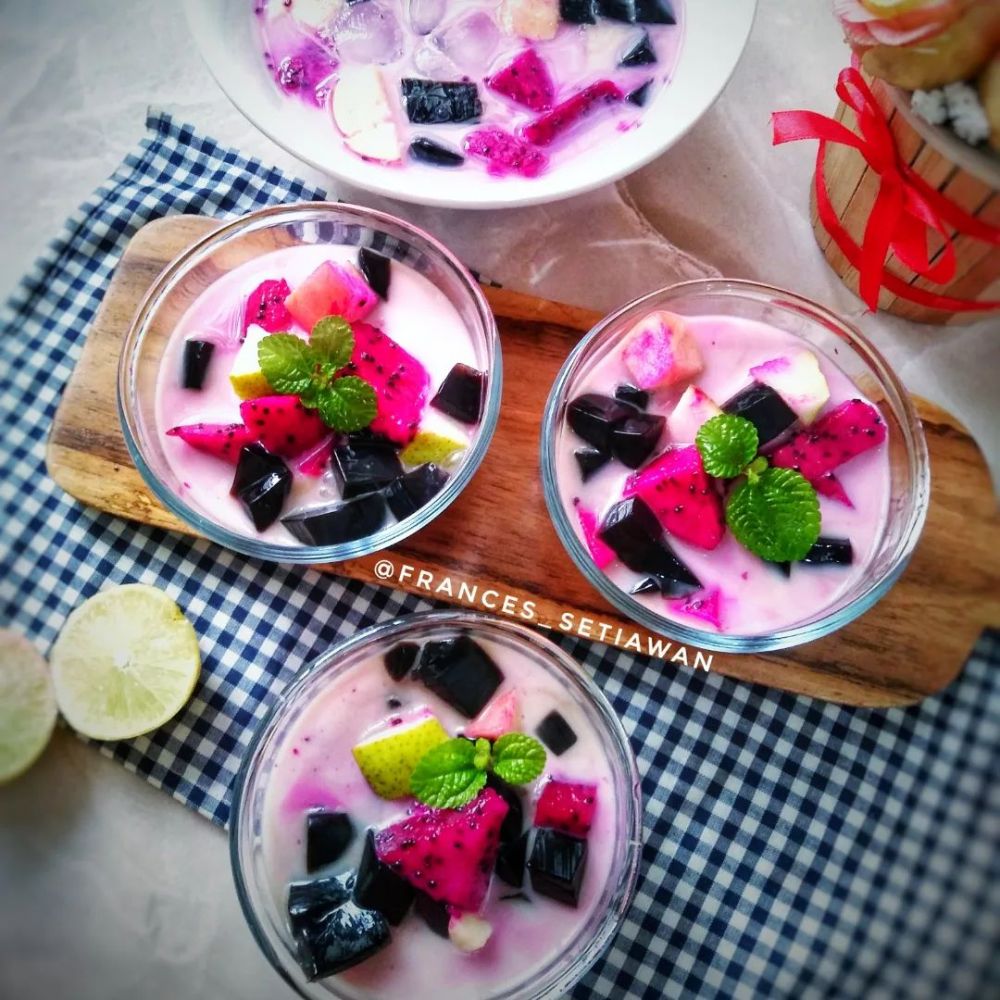 17 Resep sop buah istimewa, segar, praktis, dan manis, andalan buat buka puasa