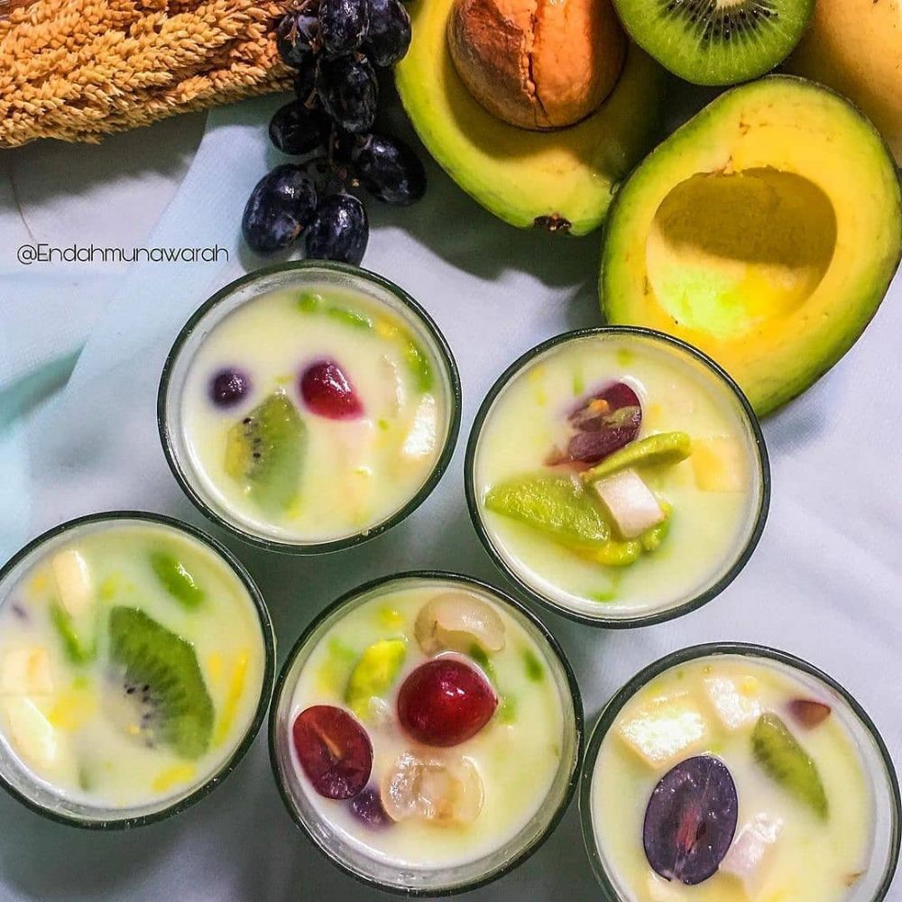 17 Resep sop buah istimewa, segar, praktis, dan manis, andalan buat buka puasa