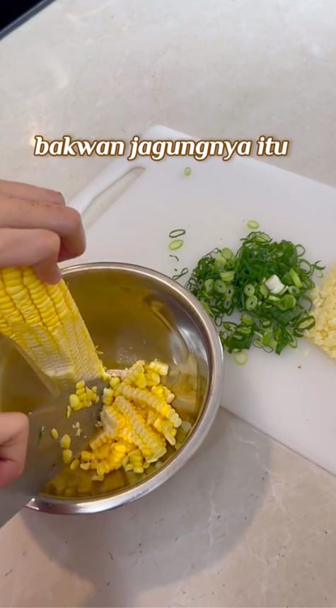 Tanpa baking powder, ini trik bikin bakwan jagung agar renyah tahan lama cuma tambah 1 jenis minuman