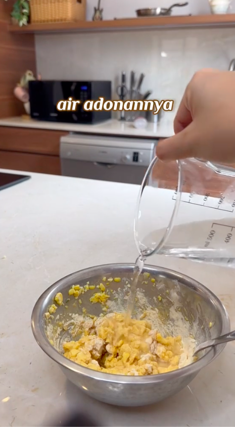 Tanpa baking powder, ini trik bikin bakwan jagung agar renyah tahan lama cuma tambah 1 jenis minuman