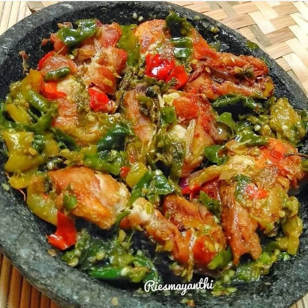 15 Resep masakan ayam pedas untuk buka puasa, empuk, enak, praktis, dan sederhana