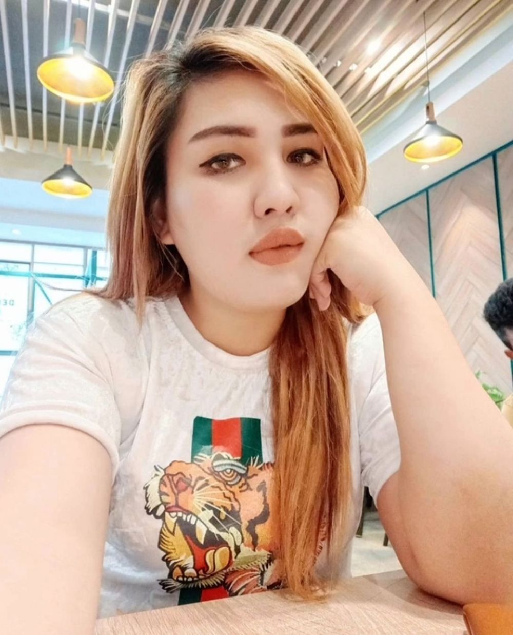 transformasi mira hayati emak emak sosialita 28 tahun © berbagai sumber transformasi mira hayati emak emak sosialita 28 tahun © berbagai sumber