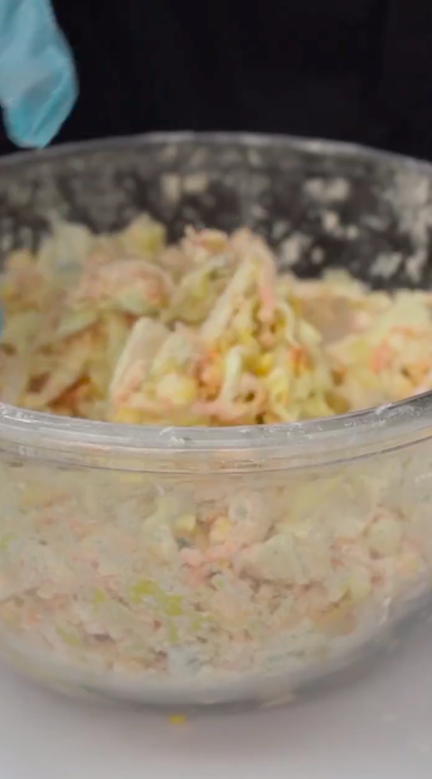 Tanpa diberi margarin, ini cara bikin bakwan sayur tipis semakin gurih dan garing seharian