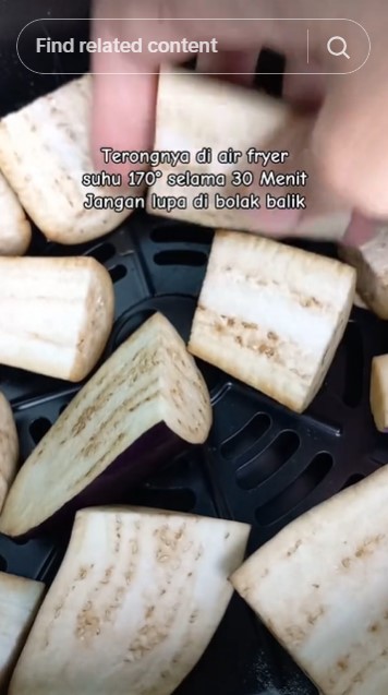 Tanpa digoreng, trik wanita masak terong balado ini ampuh turunkan berat badan 26 kg