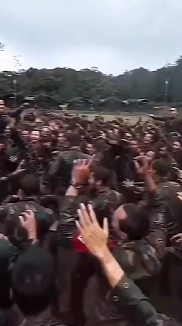 Lettu Fardhana yel yel TNI © 2024 brilio.net