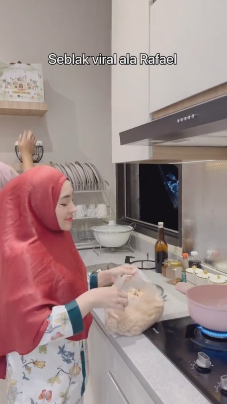 dapur rumah Shella Saukia © 2024 brilio.net dapur rumah Shella Saukia © 2024 brilio.net