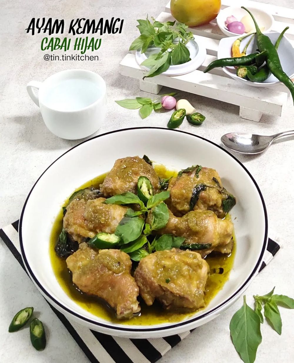 13 Resep ayam pedas untuk sahur, empuk, mudah dibuat, dan menggugah selera