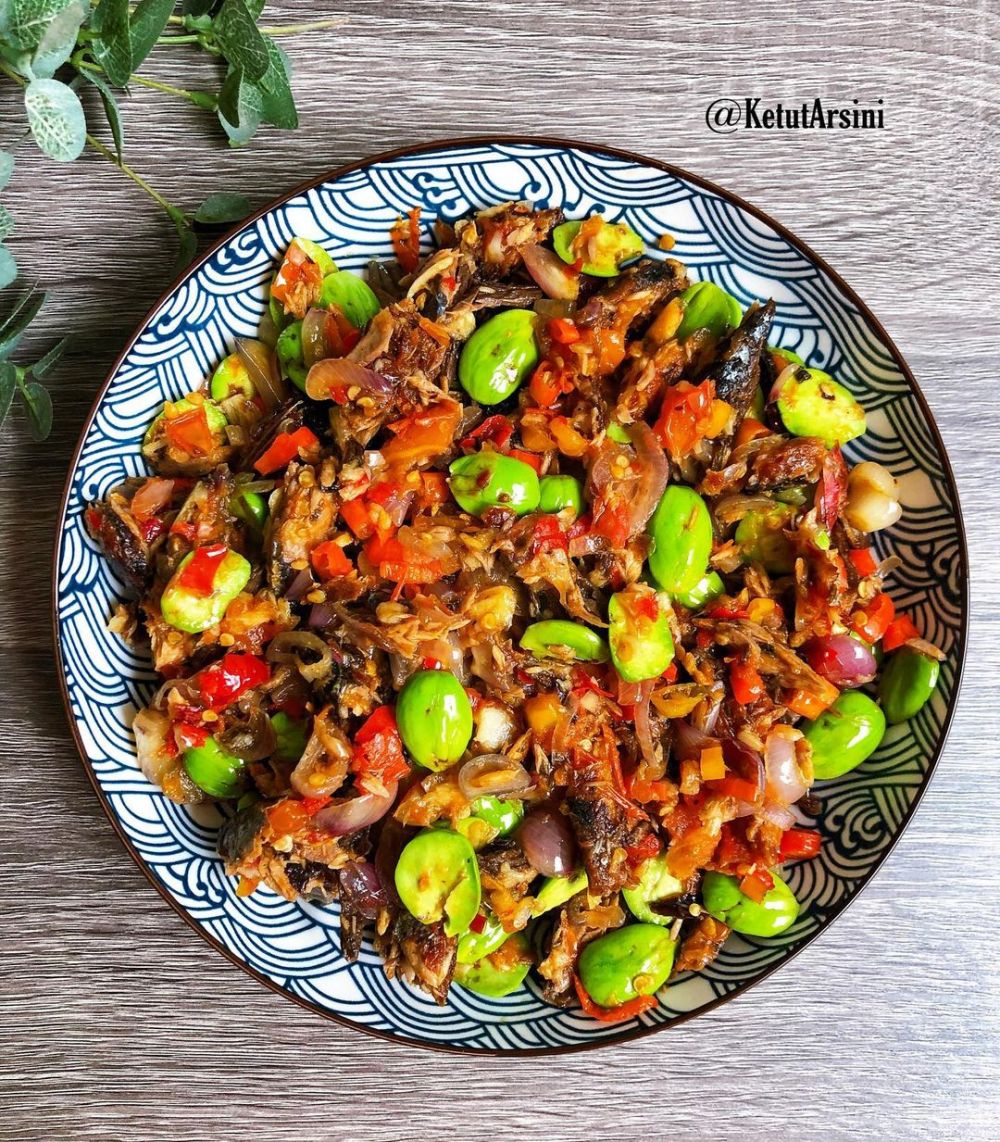 13 Resep kreasi ikan pindang, simpel, enak, dan menggugah selera