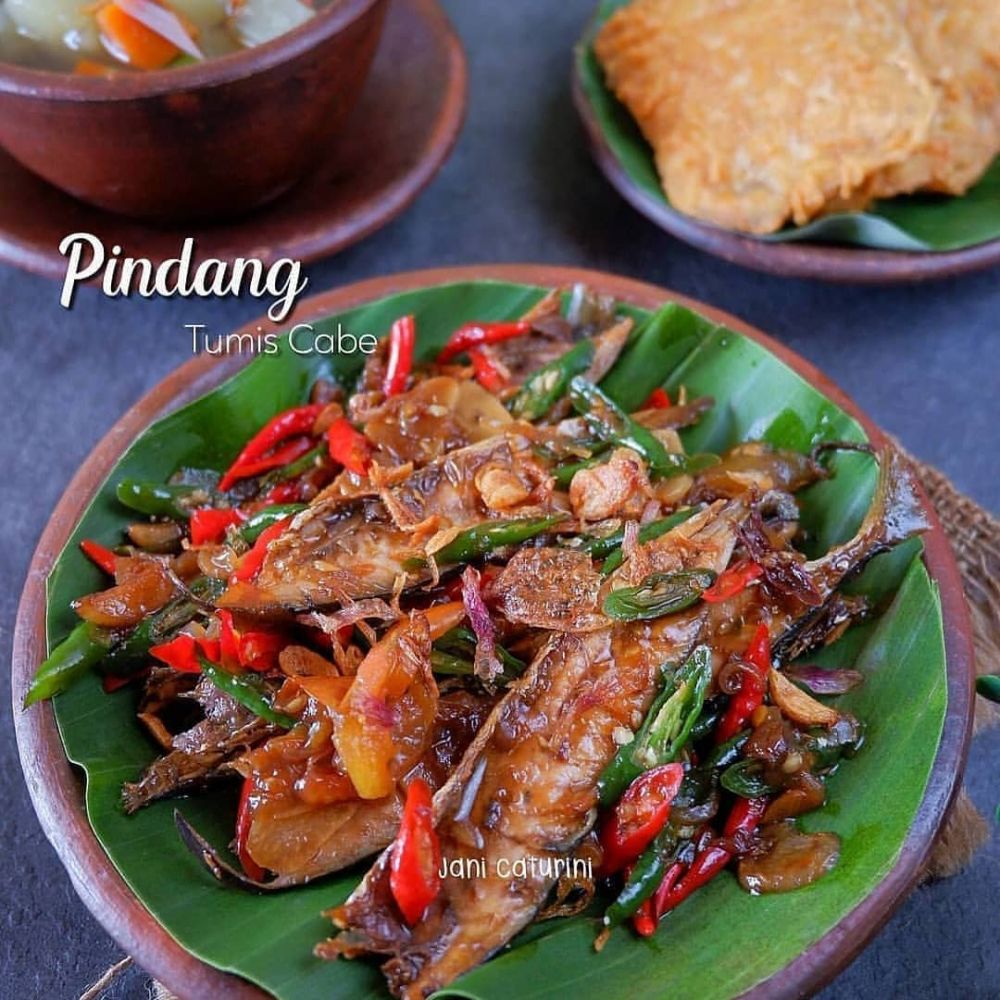 13 Resep kreasi ikan pindang, simpel, enak, dan menggugah selera
