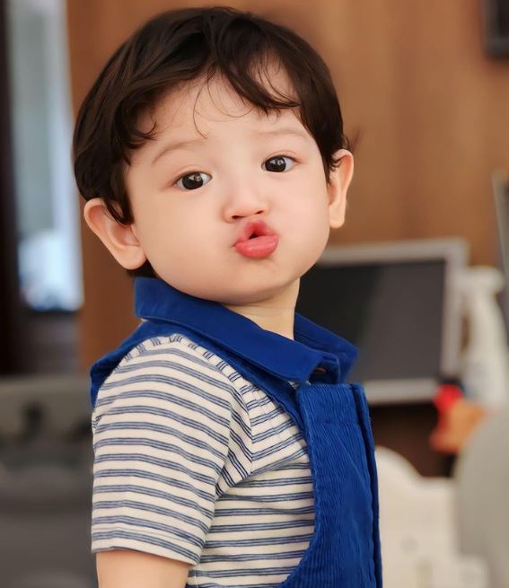 potret Jourell Kenzie anak Cut Meyriska yang gemesin © 2024 brilio.net potret Jourell Kenzie anak Cut Meyriska yang gemesin © 2024 brilio.net