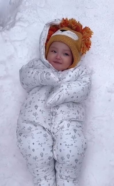 potret Jourell Kenzie anak Cut Meyriska yang gemesin © 2024 brilio.net potret Jourell Kenzie anak Cut Meyriska yang gemesin © 2024 brilio.net