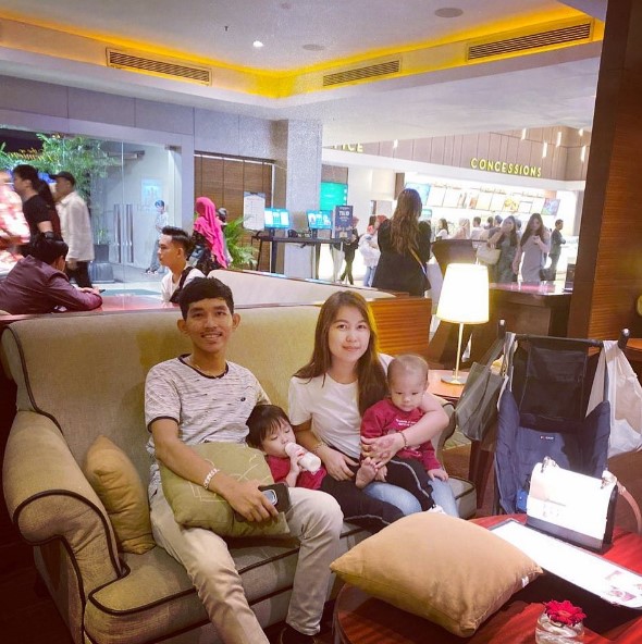 Melvina Husyanti dan suami dari pacaran © berbagai sumber