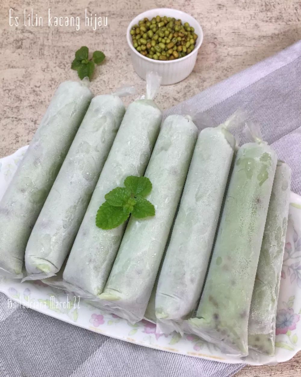 13 Cara membuat es lilin untuk takjil, praktis, segar, dan bisa jadi ide jualan