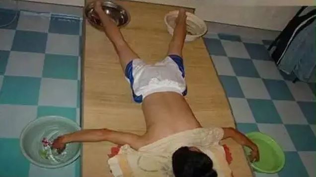 potret kocak cara menghindari panas © X