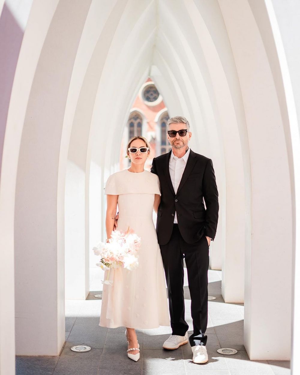 momen pernikahan Chantal Della Concetta dengan pria bule © berbagai sumber momen pernikahan Chantal Della Concetta dengan pria bule © berbagai sumber