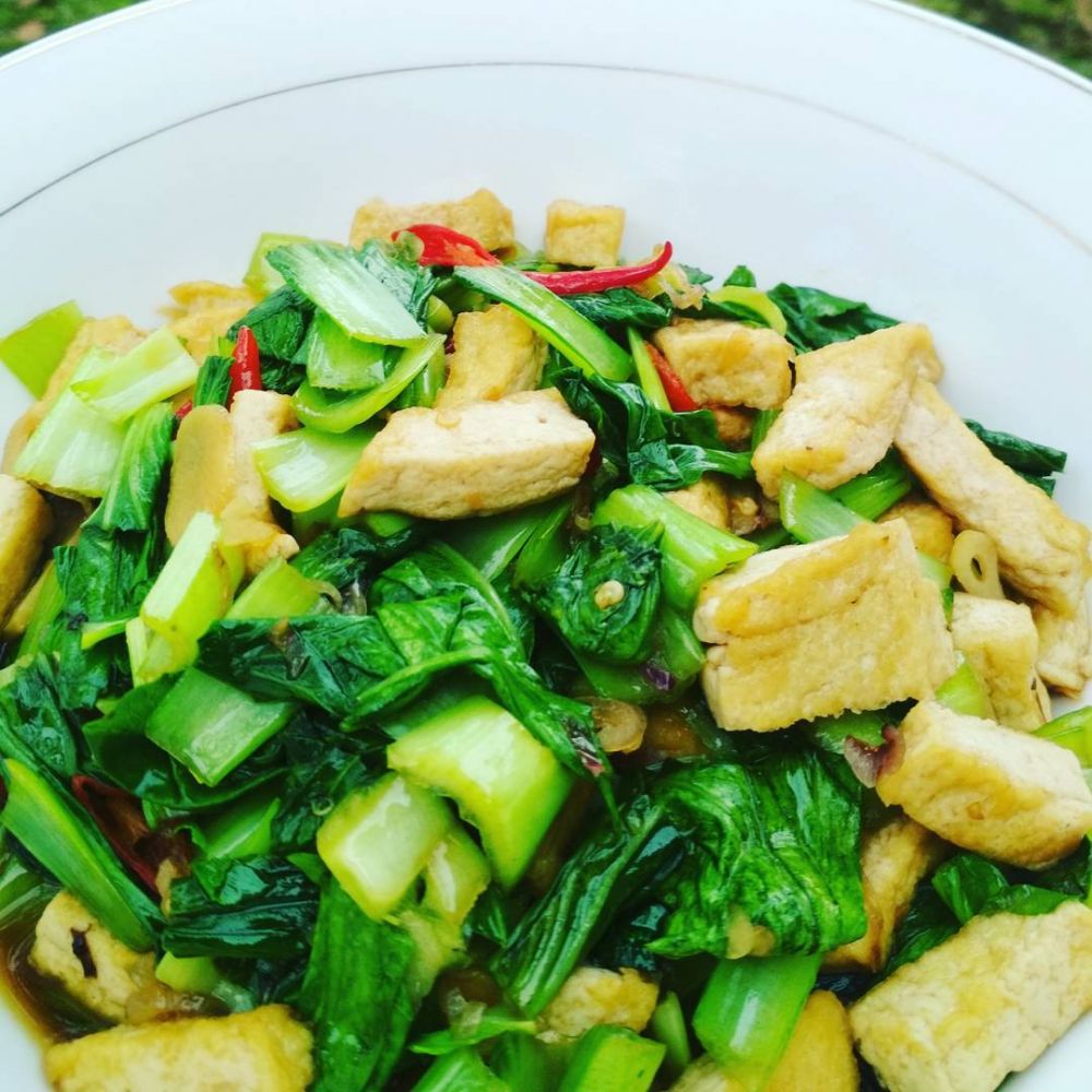 13 Resep sawi hijau untuk buka puasa, enak, sehat, segar, dan sederhana