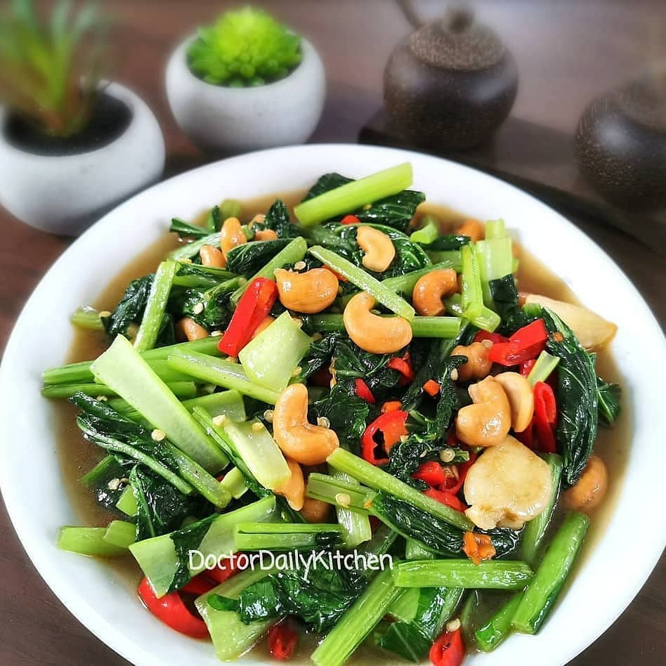 13 Resep sawi hijau untuk buka puasa, enak, sehat, segar, dan sederhana