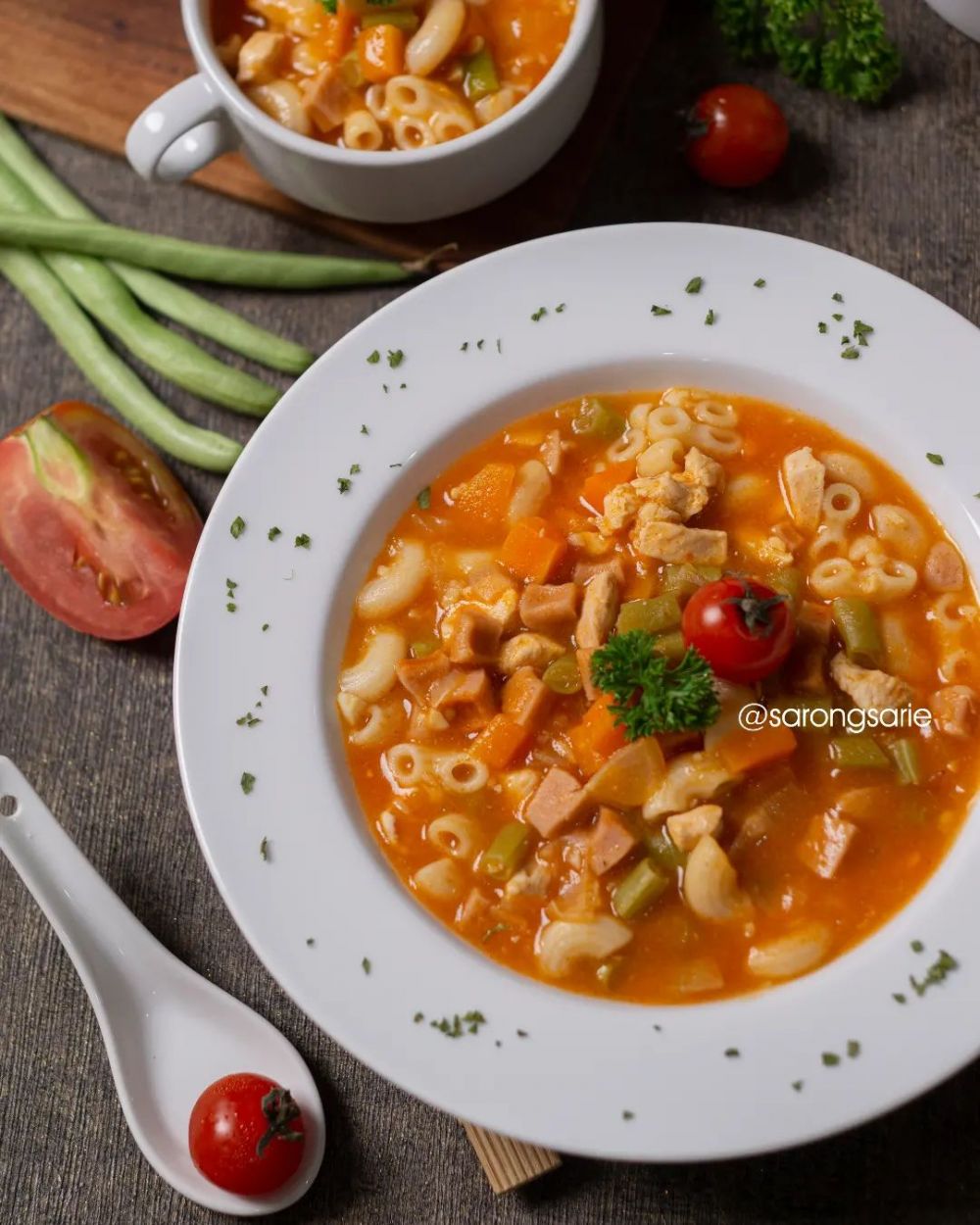 17 Resep menu sahur serba kuah merah, simpel, enak, dan menggugah selera