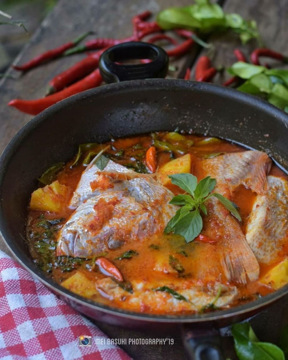 17 Resep menu sahur serba kuah merah, simpel, enak, dan menggugah selera