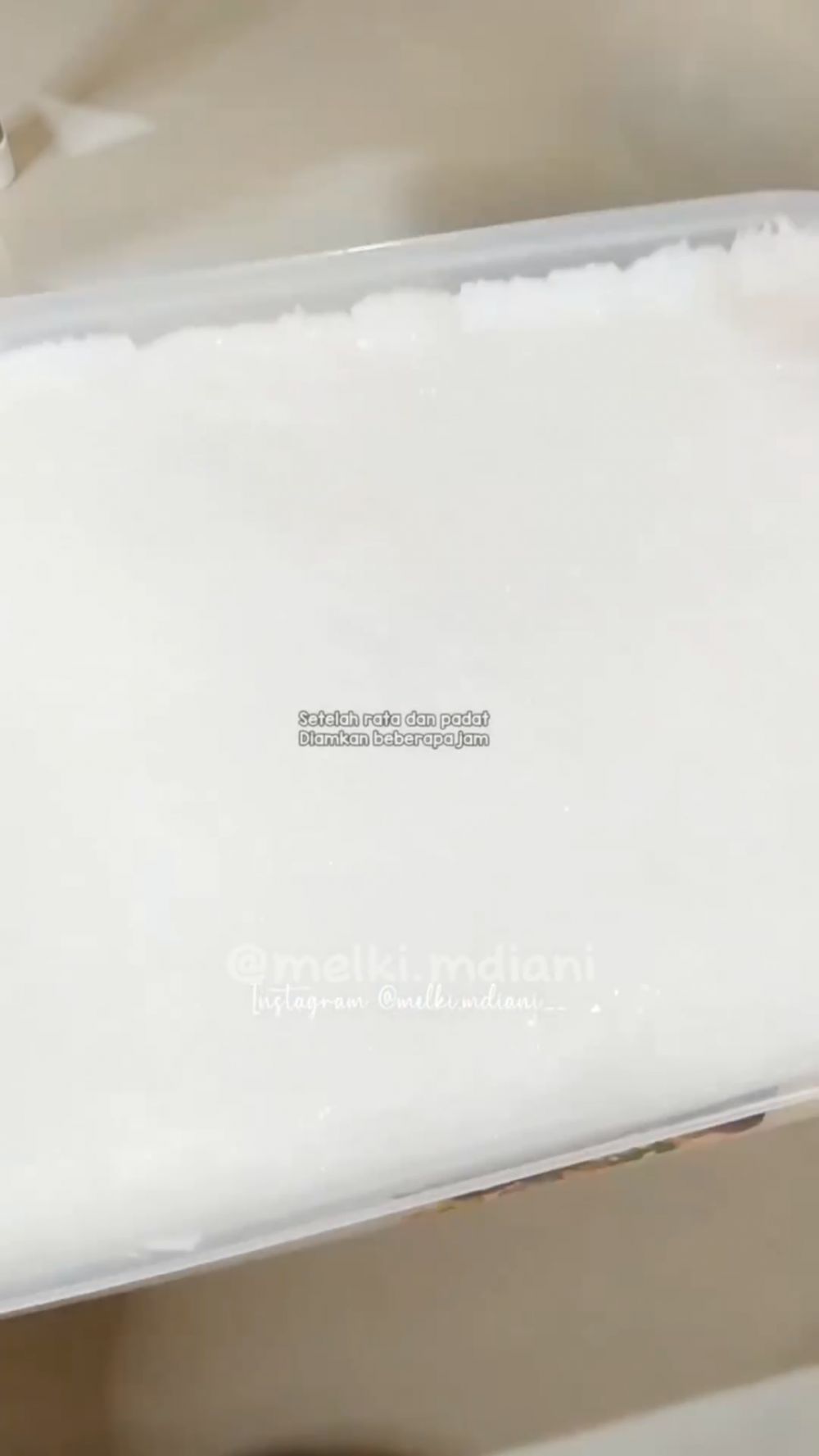 Tanpa tambahan kapur sirih, ini cara mudah membuat lontong yang padat, kenyal, dan antigagal