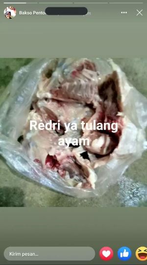 Tulisan typo saat promosikan dagangan Berbagai sumber