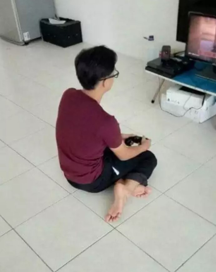 cara nyeleneh saat main game berbagai sumber cara nyeleneh saat main game berbagai sumber