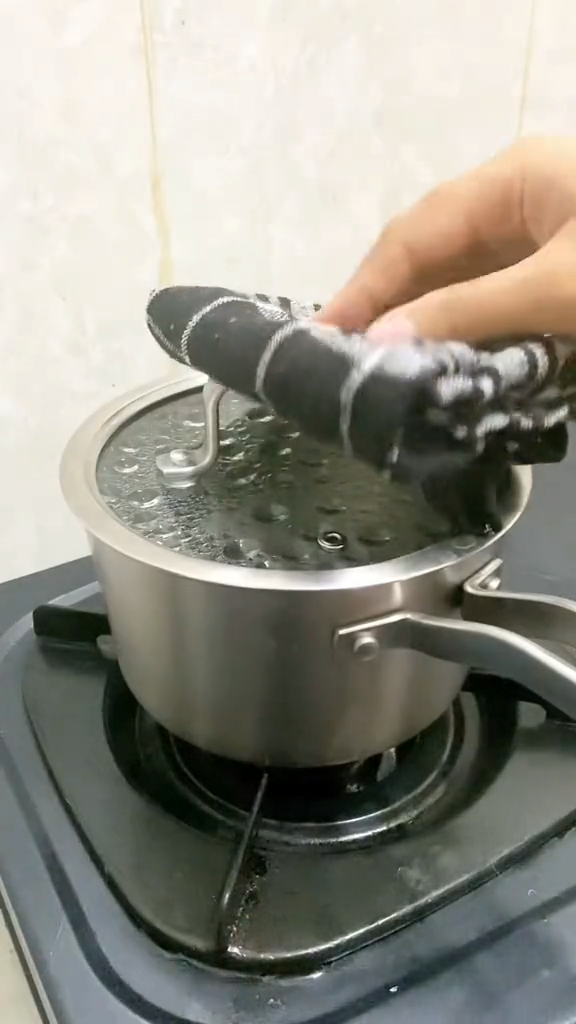 Empuk dalam 12 menit, ini cara cepat merebus daging sapi agar matang sempurna meski tanpa presto