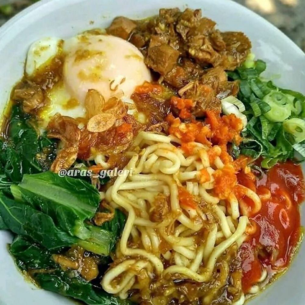 13 Resep olahan mie kuning untuk sahur, lezat, praktis, menggugah selera