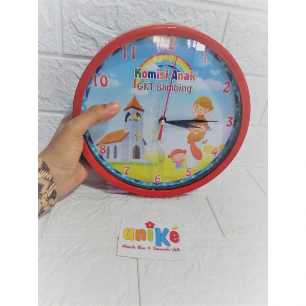 15 Contoh cinderamata untuk sekolah © 2024 berbagai sumber