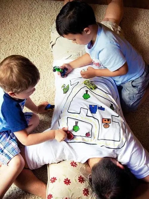 kelakuan bapak saat dipasrahin ngemong anak berbagai sumber