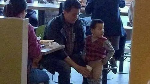 kelakuan bapak saat dipasrahin ngemong anak berbagai sumber