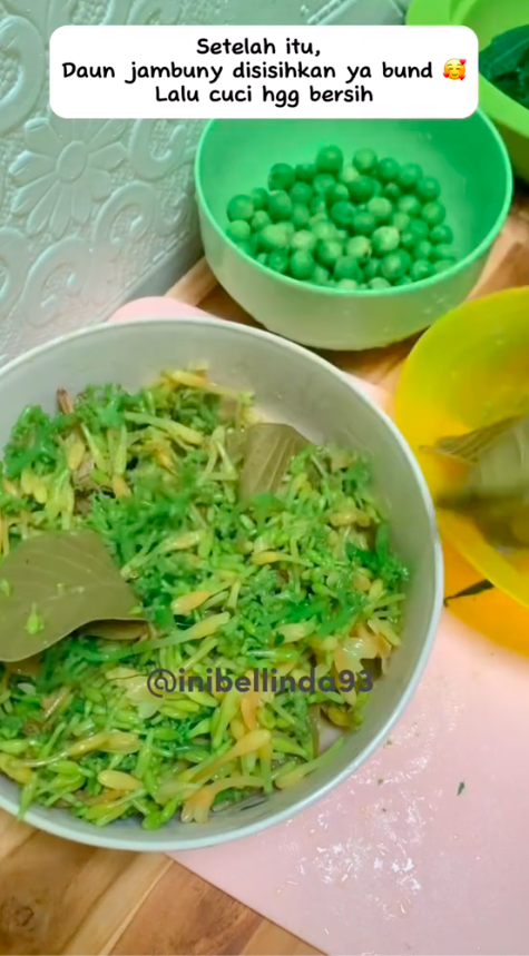 Bukan asam jawa atau tanah liat, ini cara hilangkan rasa pahit bunga pepaya pakai 3 bahan dapur