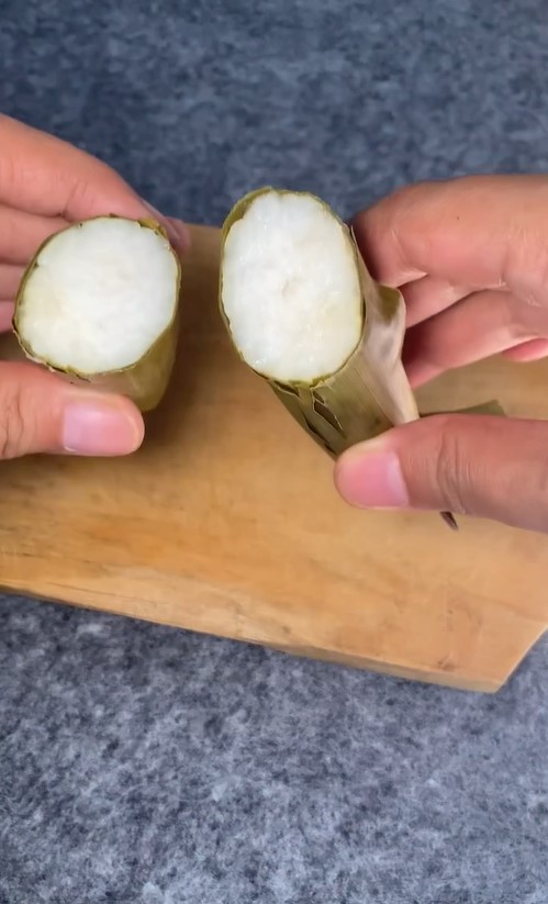 Pulen dalam 12 menit, wanita muda ini bagikan trik merebus lontong daun pisang agar semakin hemat gas