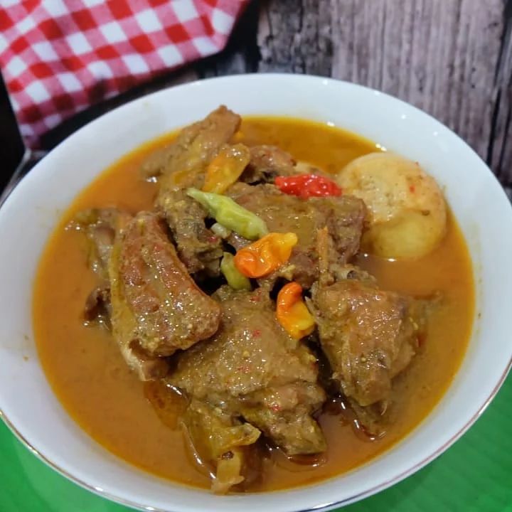 25 Resep opor ayam menu andalan Lebaran, enak, gurih, simpel, dan menggugah selera