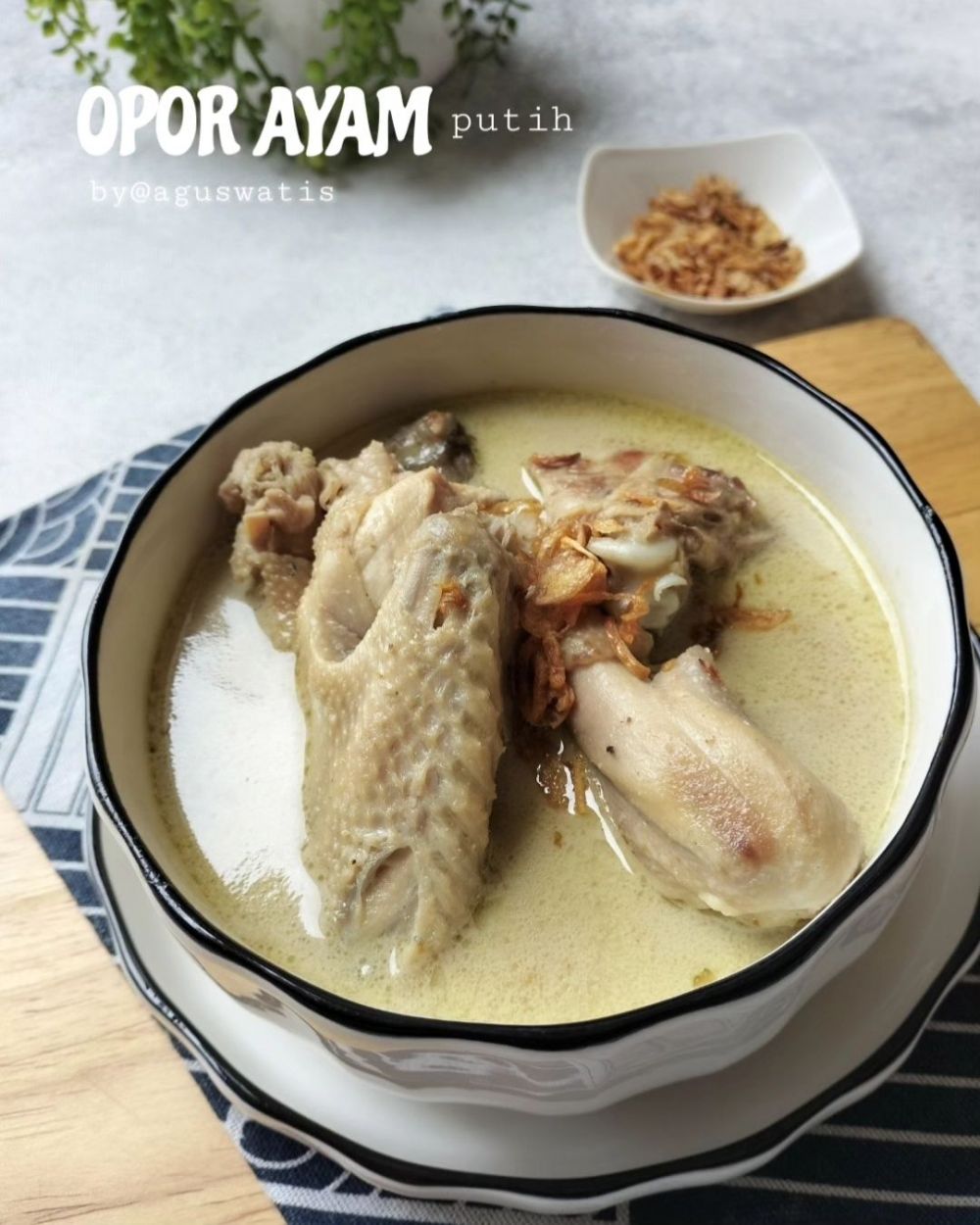 25 Resep opor ayam menu andalan Lebaran, enak, gurih, simpel, dan menggugah selera