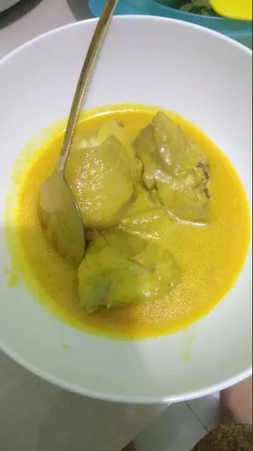 25 Resep opor ayam menu andalan Lebaran, enak, gurih, simpel, dan menggugah selera