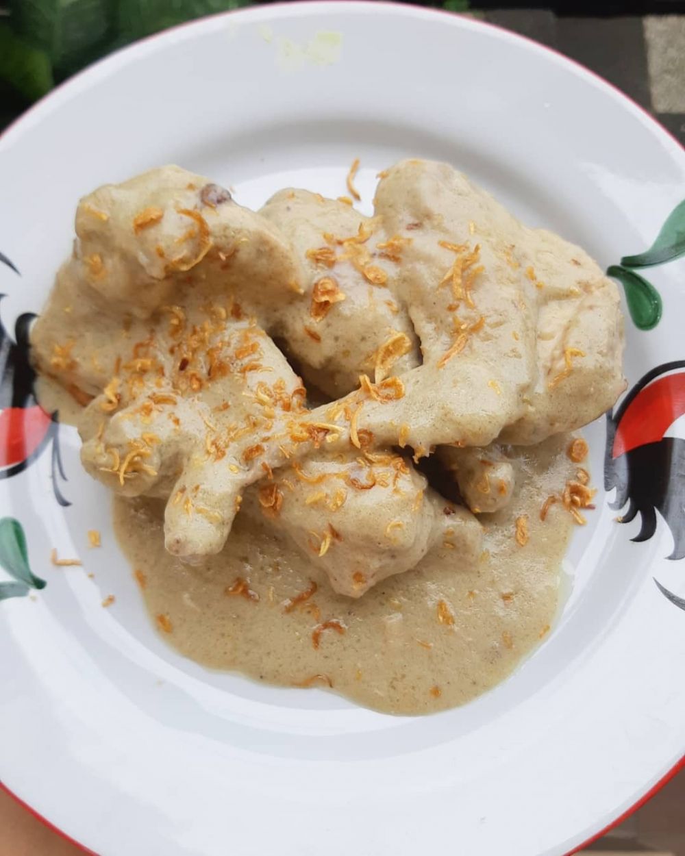 25 Resep opor ayam menu andalan Lebaran, enak, gurih, simpel, dan menggugah selera