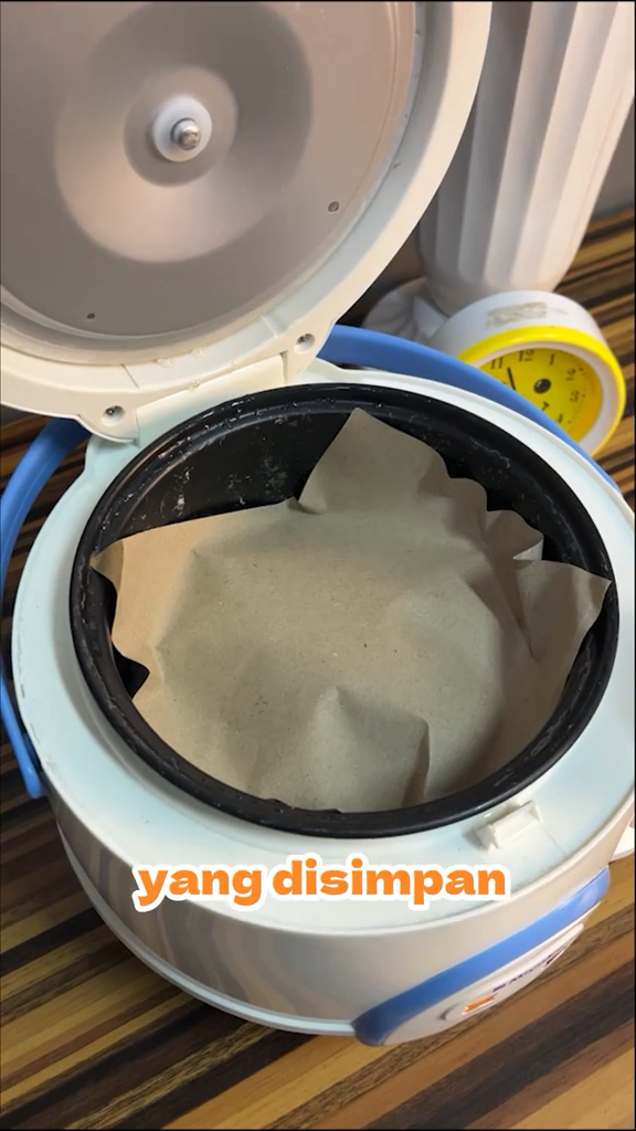 Tanpa tambahan bahan, trik agar nasi tak kering dan berkerak walau disimpan seharian di rice cooker
