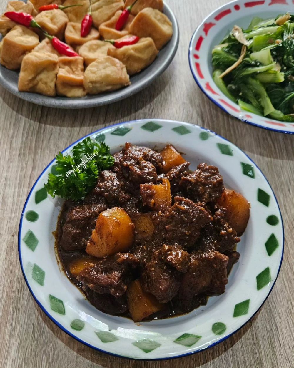 17 Resep masakan daging tanpa santan untuk Lebaran, enak, empuk, dan bumbunya meresap sampai dalam