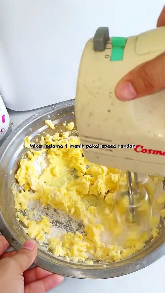 Tanpa telur dan butter, ini cara bikin nastar semakin glowing, tidak retak, dan lumer di mulut