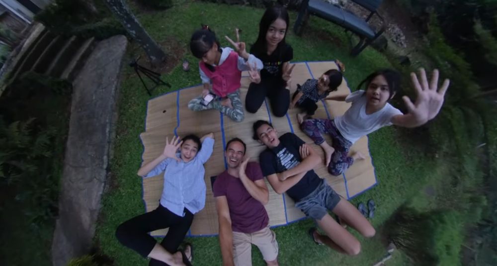 halaman Attar Syach YouTube