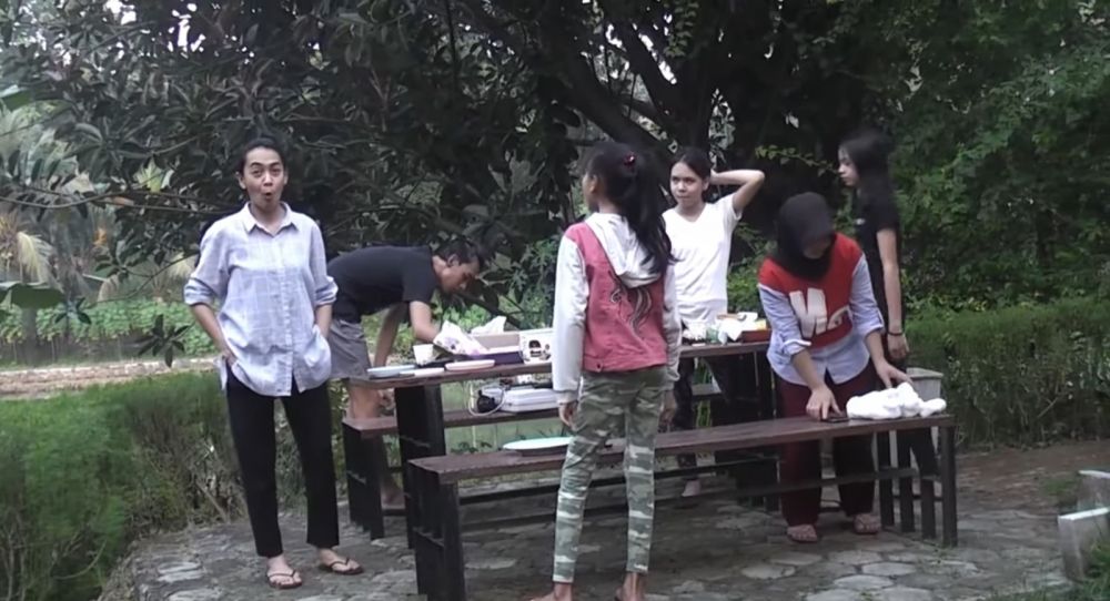 halaman Attar Syach YouTube