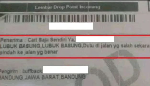 Tulisan kocak pada alamat paket Berbagai sumber