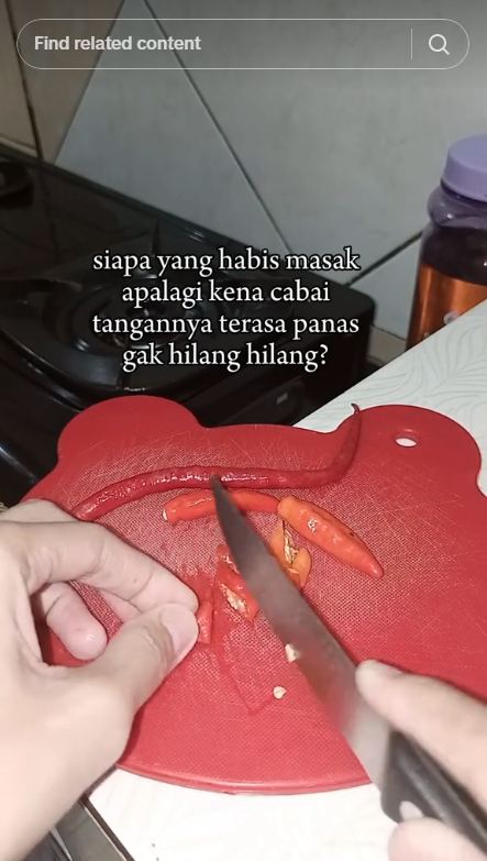 Bukan diolesi minyak, ini trik hilangkan rasa panas di tangan akibat cabai cuma pakai 1 bahan dapur
