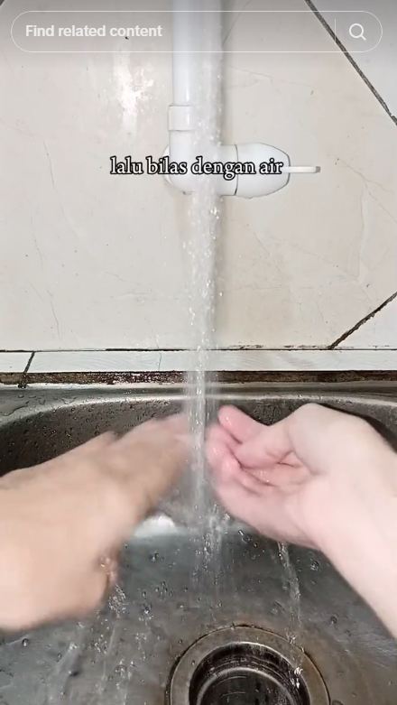 Bukan diolesi minyak, ini trik hilangkan rasa panas di tangan akibat cabai cuma pakai 1 bahan dapur