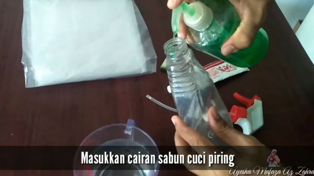 Tak perlu baking soda, trik bersihkan kipas angin ala emak-emak ini bikin kinclong pakai 1 bahan dapur