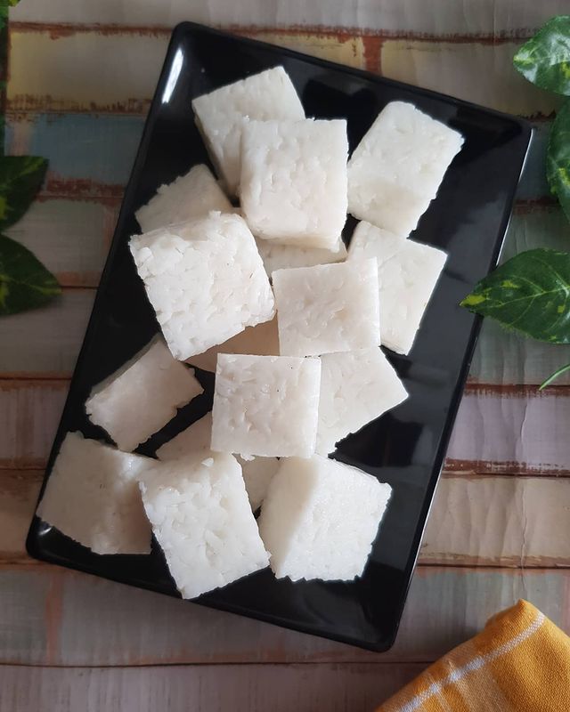 13 Cara membuat ketupat sajian andalan Lebaran, empuk, legit, dan mudah dibuat