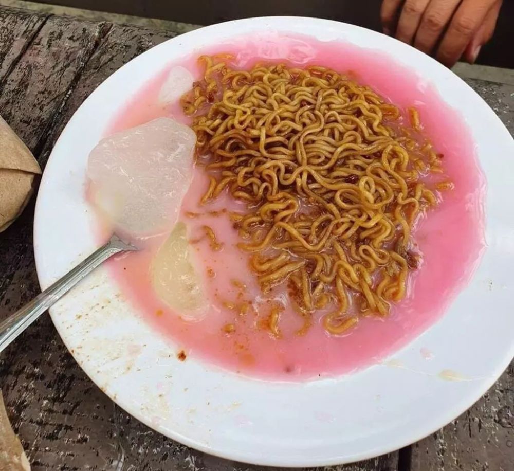 menistakan mi instan berbagai sumber