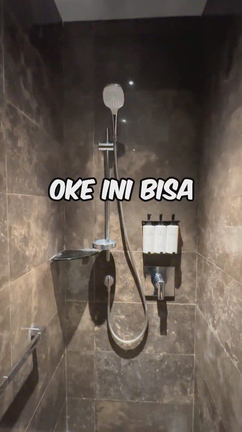 kamar mandi Sisca Kohl © 2024 brilio.net kamar mandi Sisca Kohl © 2024 brilio.net